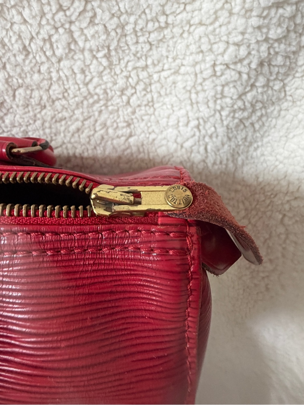 Louis Vuitton Red Epi Leather Small Satchel with Gold Hardware - Picture 4 of 8